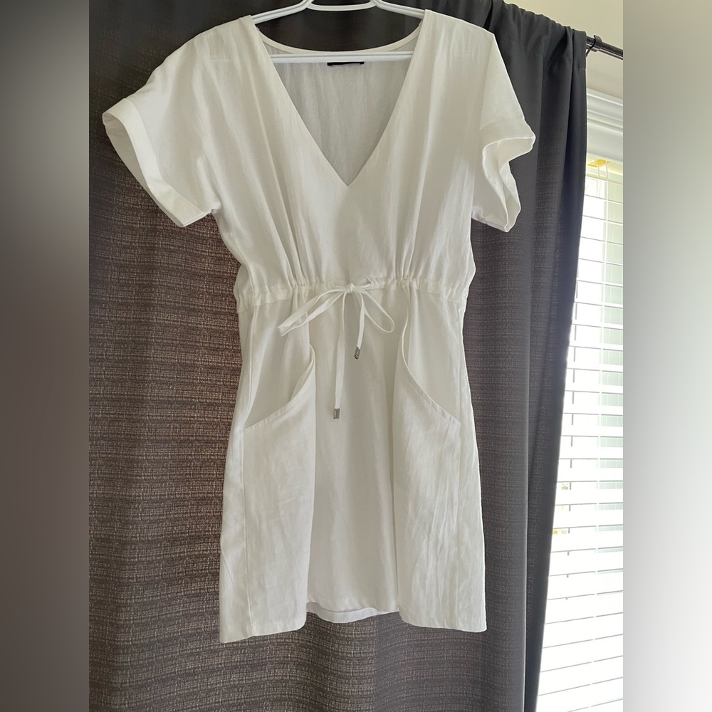 White dresse